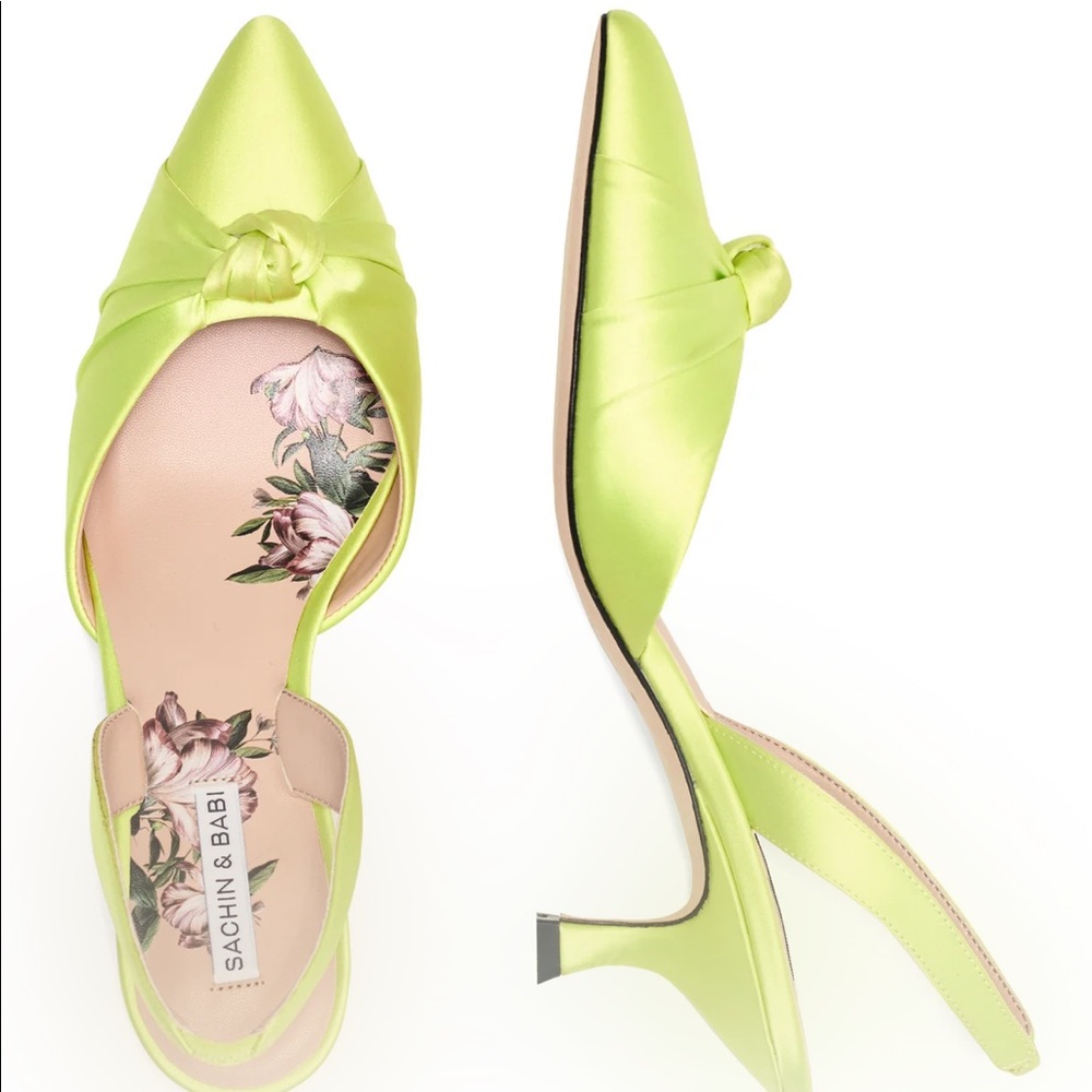 Sachin and Babi Nolita Kitten Heel in Peridot